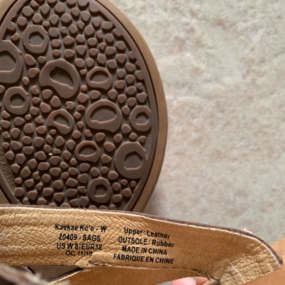 OluKai Women's Tan Leather Sandals - Picture 4 of 5